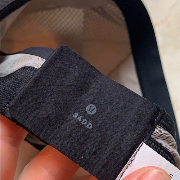 Lululemon Awake to Lace Bra Black/Barely Beige - Picture 10 of 10